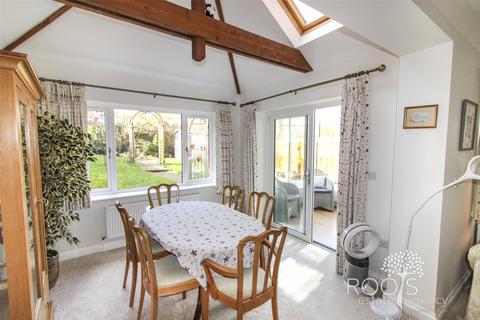 undefined, Evergreen, Thatcham RG19