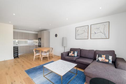 2 bedroom flat to rent, Thunderer Walk London SE18