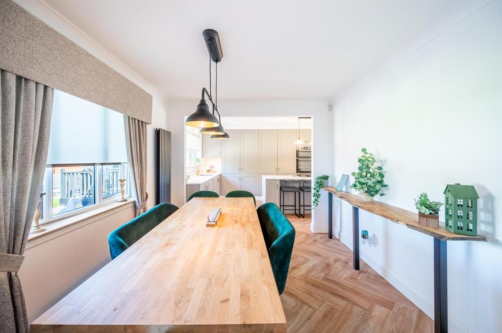Dining Room (3).jpg