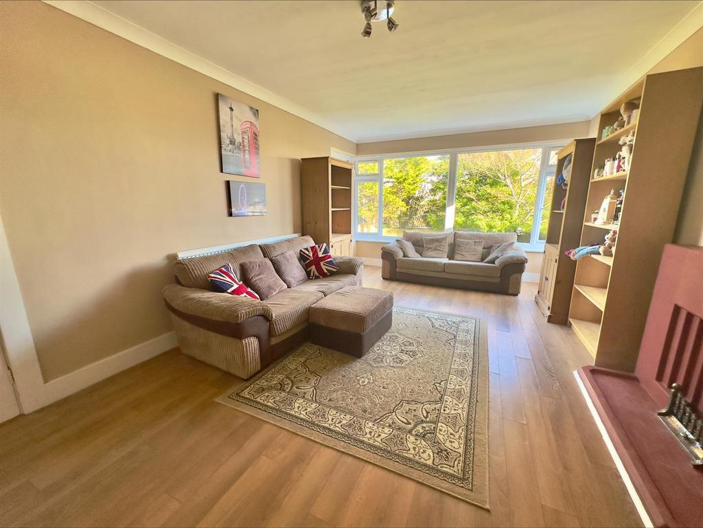 Lounge Dining Room
