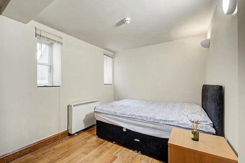 undefined, 14 Ropewalk, Nottingham, NG1 5DT