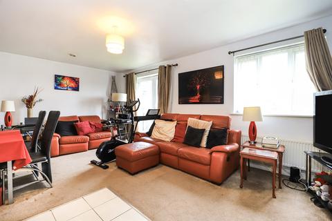 2 bedroom apartment for sale, Prestwood Road, Near New Cross Wednesfield, Wolverhampton