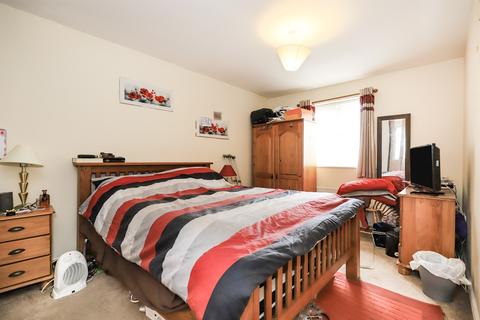 2 bedroom apartment for sale, Prestwood Road, Near New Cross Wednesfield, Wolverhampton
