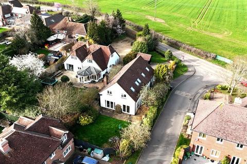 4 bedroom detached house for sale, Pangbourne Road, Upper Basildon, Reading, RG8