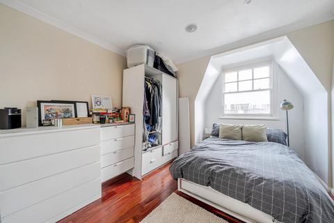 2 bedroom flat for sale, Gartmoor Gardens, Southfields, SW19