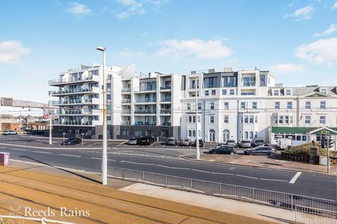 2 bedroom apartment for sale, New South Promenade, Lancashire FY4