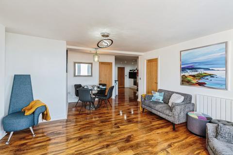 2 bedroom apartment for sale, New South Promenade, Lancashire FY4