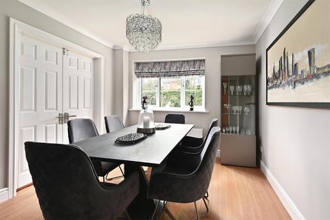 undefined, Brambles Close, Guildford GU12