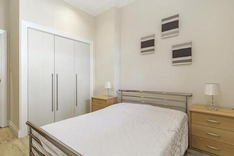 2 bedroom apartment to rent, Gloucester Place, London NW1