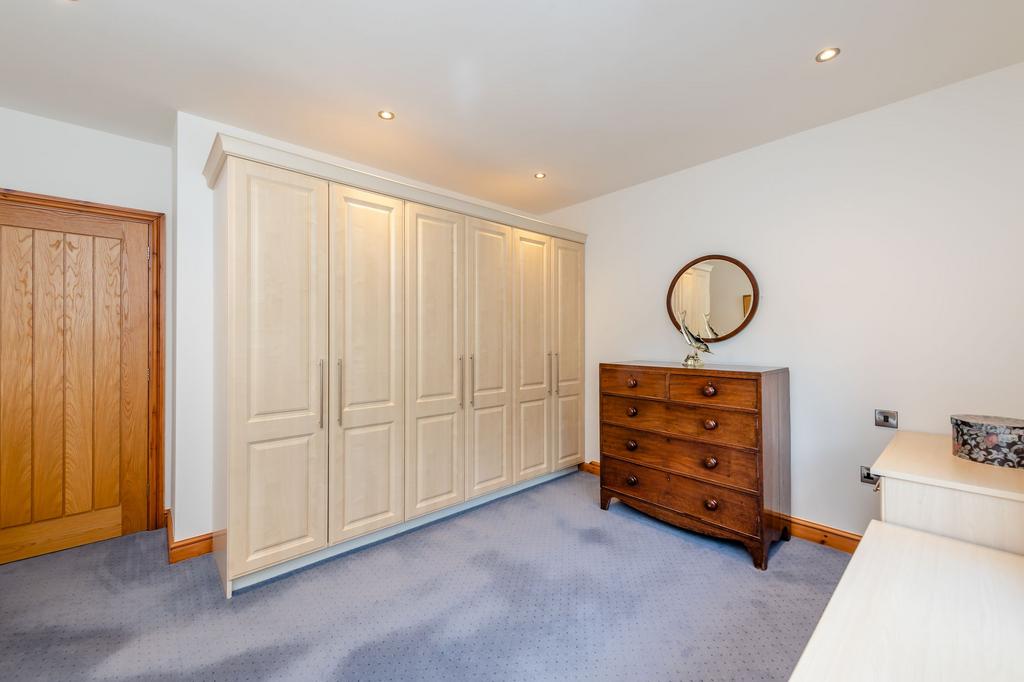 Master dressing room