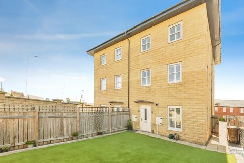 undefined, Cawood Close, West Yorkshire WF1