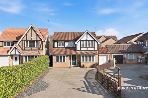 Merlin Close, Waltham Abbey, EN9