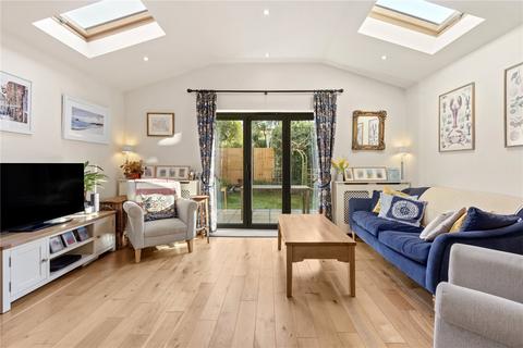 2 bedroom apartment for sale, Melody Road, London, SW18