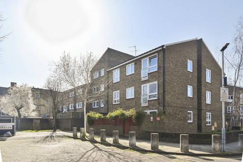 1 bedroom flat to rent, Crefeld Close, Munster Village, London, W6