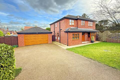 4 bedroom detached house for sale, Otley Road, Killinghall, HG3