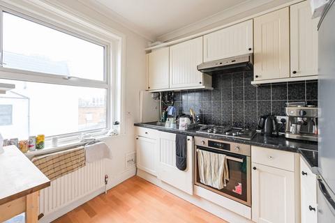 4 bedroom flat to rent, The Oval, E2, Bethnal Green, LONDON, E2