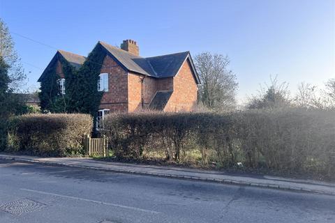 2 bedroom semi-detached house for sale, Mursley, Buckinghamshire.