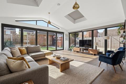 5 bedroom detached house for sale, Coulter Mews, Billericay, CM11