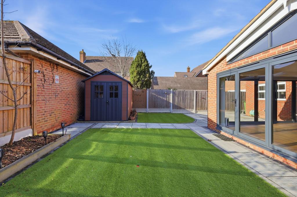 South/West Facing Garden