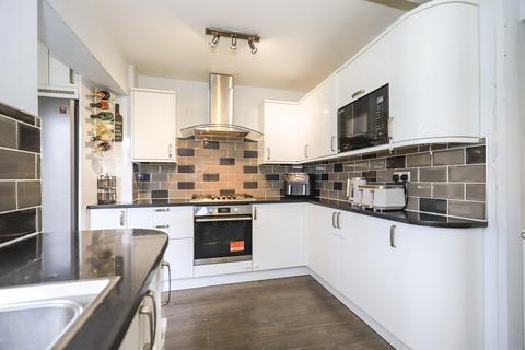 4 bedroom semi-detached house for sale, Wordsworth Avenue, Lanesfield, Wolverhampton