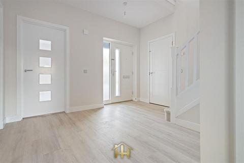 5 bedroom detached house for sale, Strathgray Mews, Dundee DD2