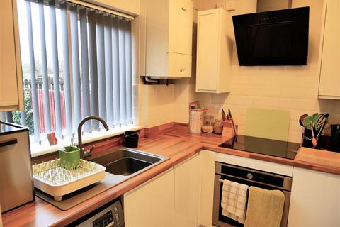 1 bedroom semi-detached house for sale, St. Dunstan Close, Calne