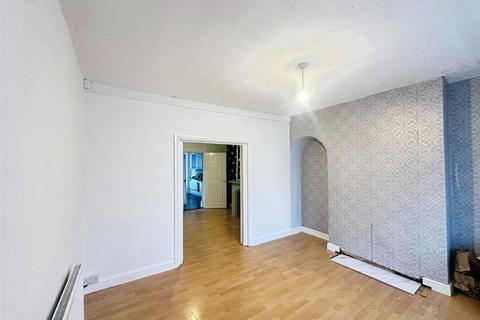 3 bedroom semi-detached house to rent, Sherborne Road, West Midlands WV10