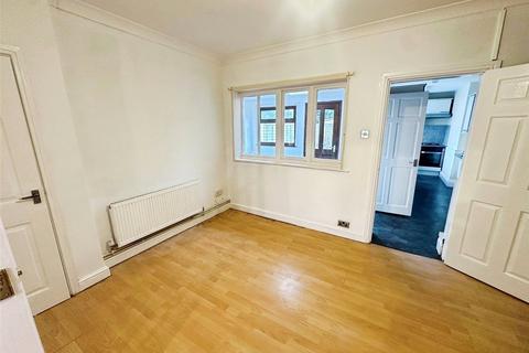 3 bedroom semi-detached house to rent, Sherborne Road, West Midlands WV10