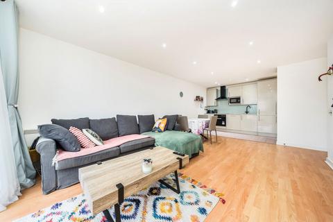 1 bedroom flat to rent, New River Avenue, London N8