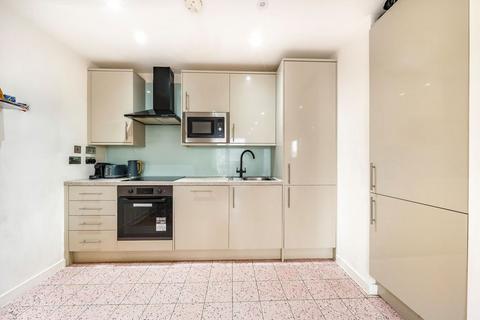 1 bedroom flat to rent, New River Avenue, London N8