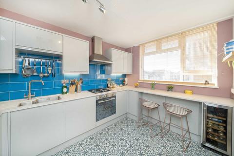 Chatham Road, London SW11