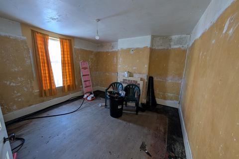 3 bedroom semi-detached house for sale, Buller Road, Leiston