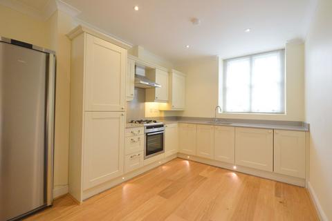 undefined, Edicule Square, Doctrine Apartments, E3