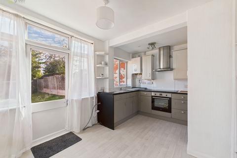 3 bedroom semi-detached house to rent, Perry Wood Road, Birmingham, B42