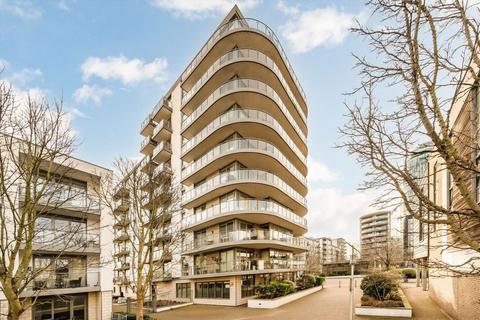 undefined, Ealing Road, Brentford TW8