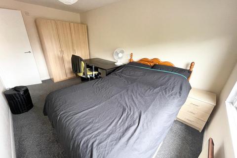 2 bedroom apartment to rent, Halifax Place, Nottingham, NG1