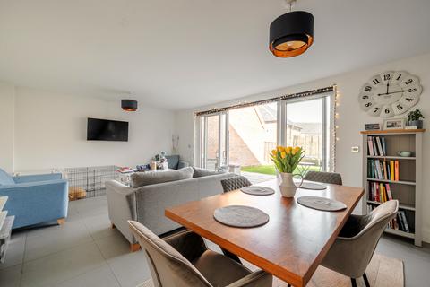 4 bedroom detached house for sale, Thakeham - Abingworth Crescent