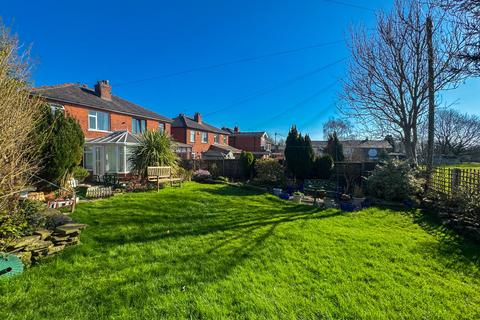 3 bedroom semi-detached house for sale, Tottington Road, Bury BL8