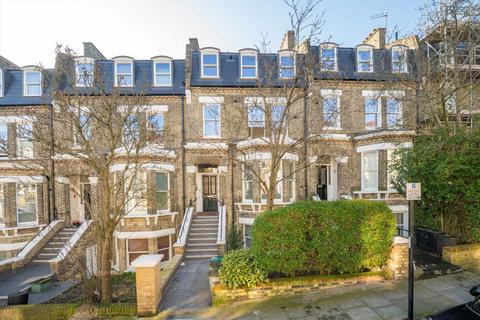 2 bedroom flat for sale, Wyndham Crescent, London N19