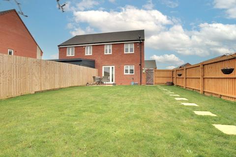 3 bedroom semi-detached house for sale, Wheatfields, Chatteris