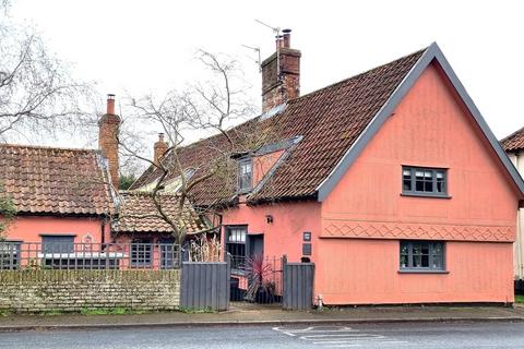 2 bedroom cottage for sale, The Street, Bramfield