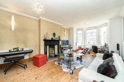 2 bedroom flat for sale, Devonshire Road, London SE23