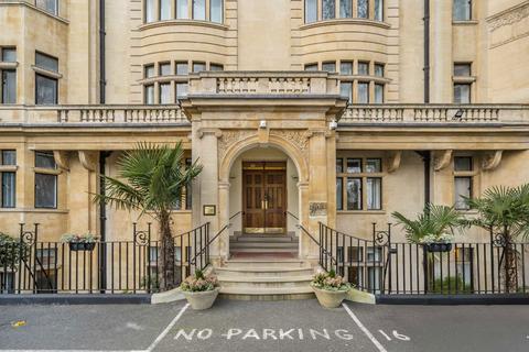 3 bedroom flat to rent, Marylebone Road, London NW1