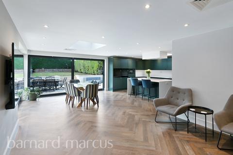undefined, Woodcote Road, WALLINGTON