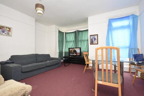 3 bedroom flat for sale, Arundel Road, Margate