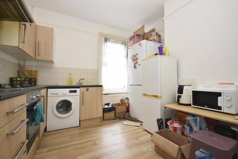 3 bedroom flat for sale, Arundel Road, Margate