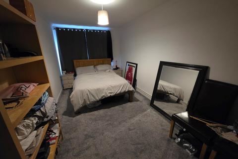 undefined, 8 Hitchin Close, Essex, RM3 7EG