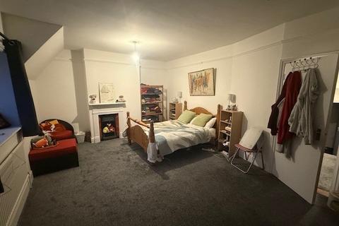3 bedroom maisonette for sale, 33 Albert Walk, Suffolk, IP11 7AS