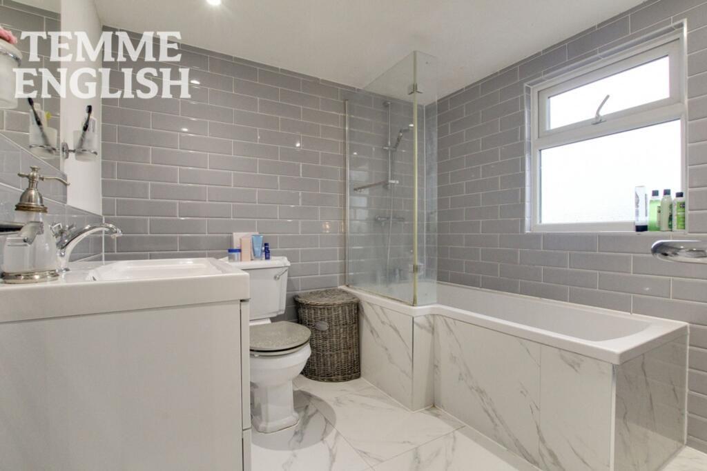 Bathroom jpeg