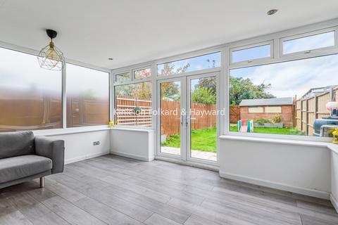 3 bedroom house to rent, Westdean Avenue, London, SE12
